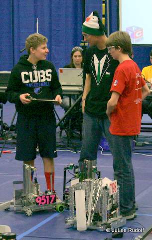 Teams 7198, 95147 and 6541 talk strategy